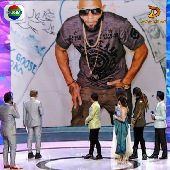 Meet your Posher, Preston - Picture 1 of 1